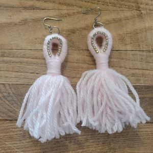 Yarn tassel earrings 3/$15